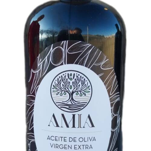 botella 500 ml de aceite de oliva virgen extra royal de jaen de cosecha temprana Amia
